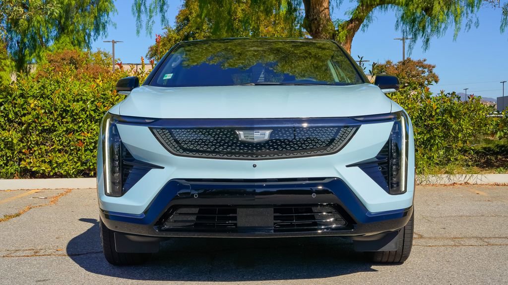 New 2026 Cadillac Optiq Sport 2 image 4