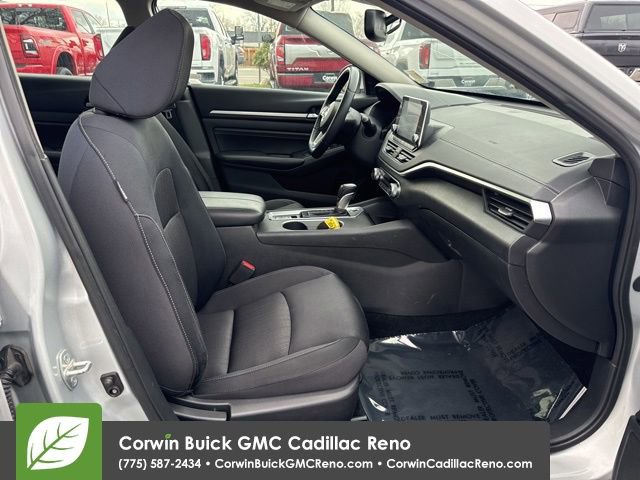 Used 2019 Nissan Altima 2.5 SV image 25