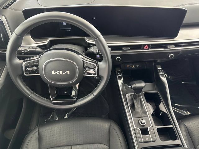 Certified 2025 Kia Sorento EX w/ Panoramic Sunroof Package FWD image 24