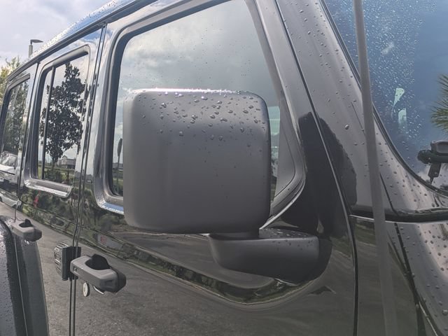 Used 2023 Jeep Wrangler Unlimited Rubicon AWD/4WD image 12