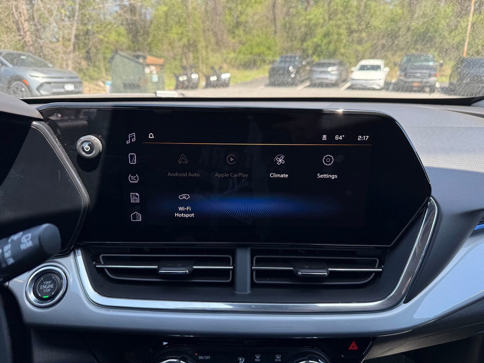 New 2025 Chevrolet Trax LT w/ Driver Confidence Package FWD image 30