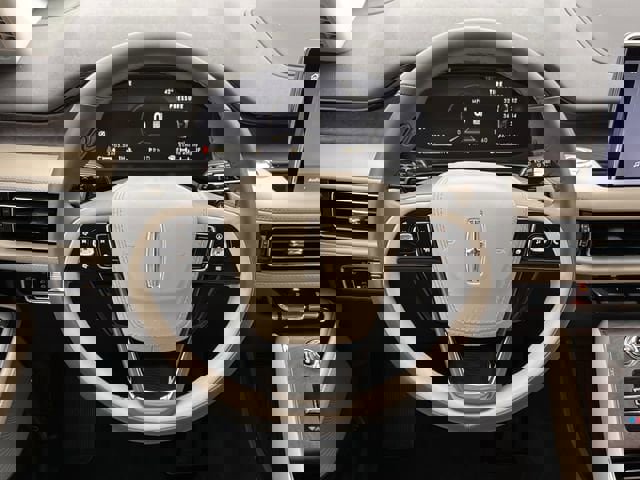 Used 2024 Lincoln Aviator Reserve w/ Equipment Group 201A image 14