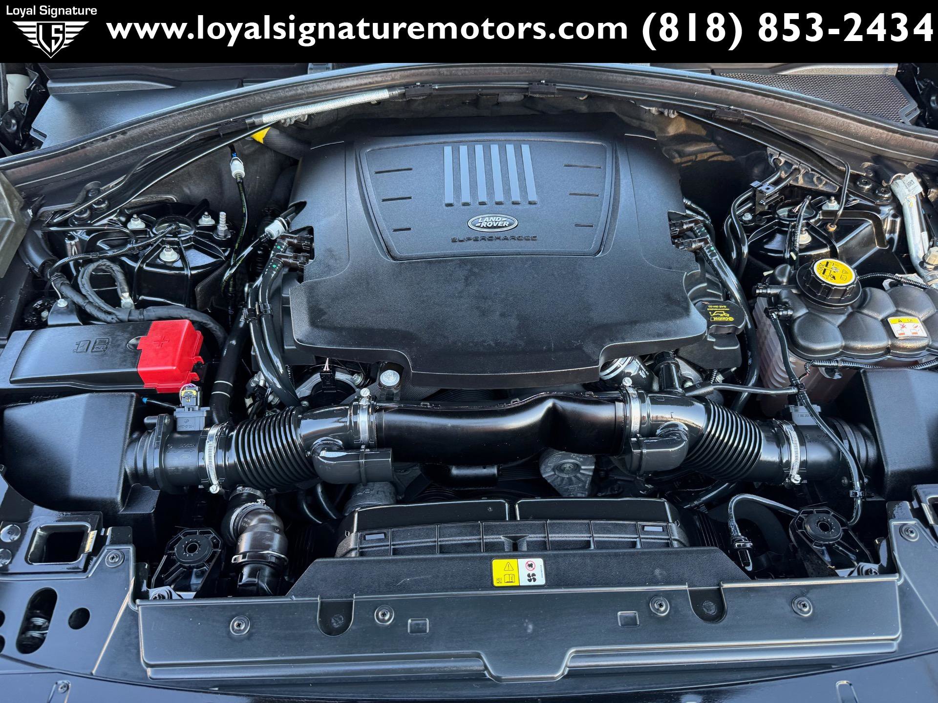 Used 2018 Land Rover Range Rover Velar R-Dynamic SE image 38