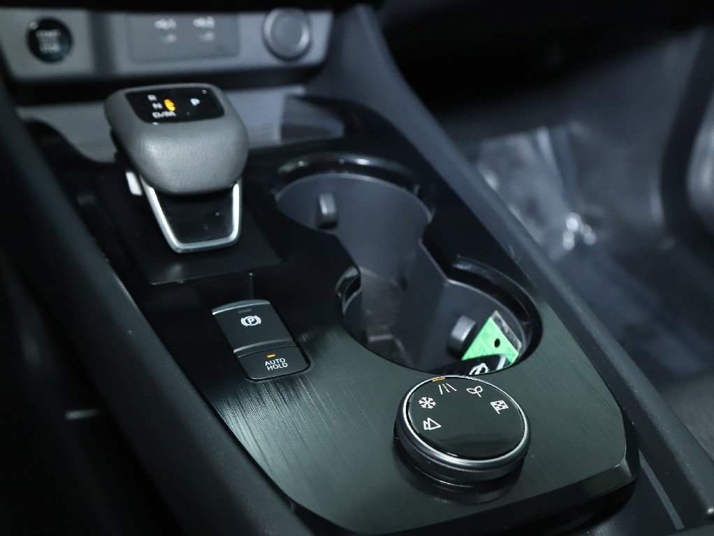 Certified 2026 Nissan Rogue SV w/ Cold Weather Package image 27