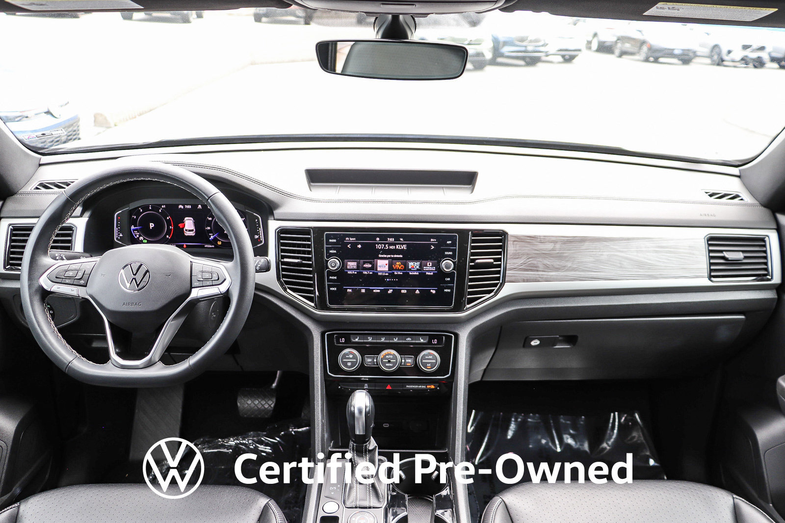 Certified 2022 Volkswagen Atlas Cross Sport SE AWD/4WD image 14