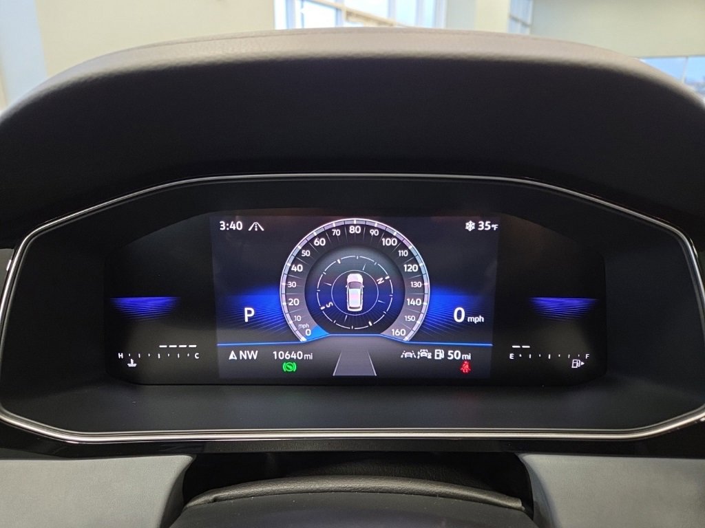 Used 2025 Volkswagen Jetta SE w/ Sunroof Package image 22