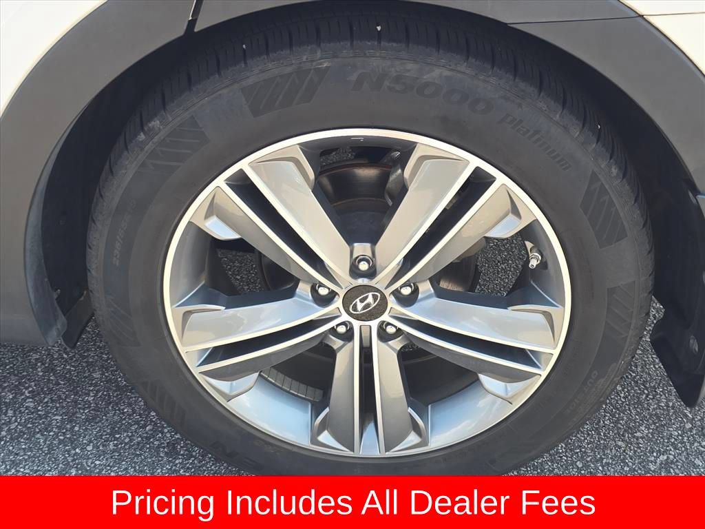 Used 2015 Hyundai Santa Fe Limited w/ Option Group 04 FWD image 13
