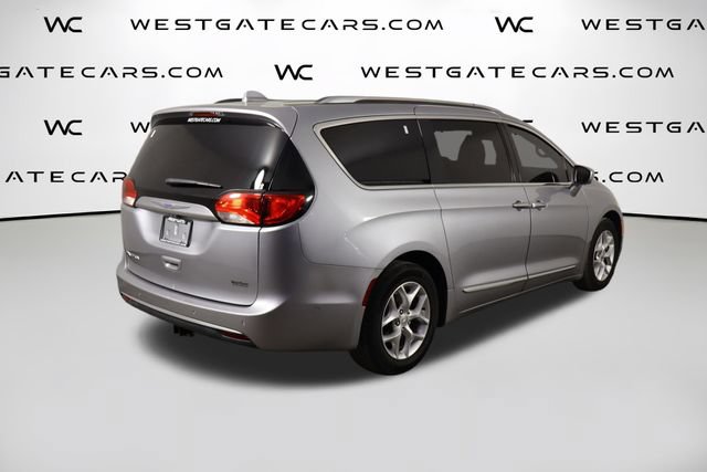 Used 2019 Chrysler Pacifica Touring-L Plus w/ Advanced Safetytec Group FWD image 48
