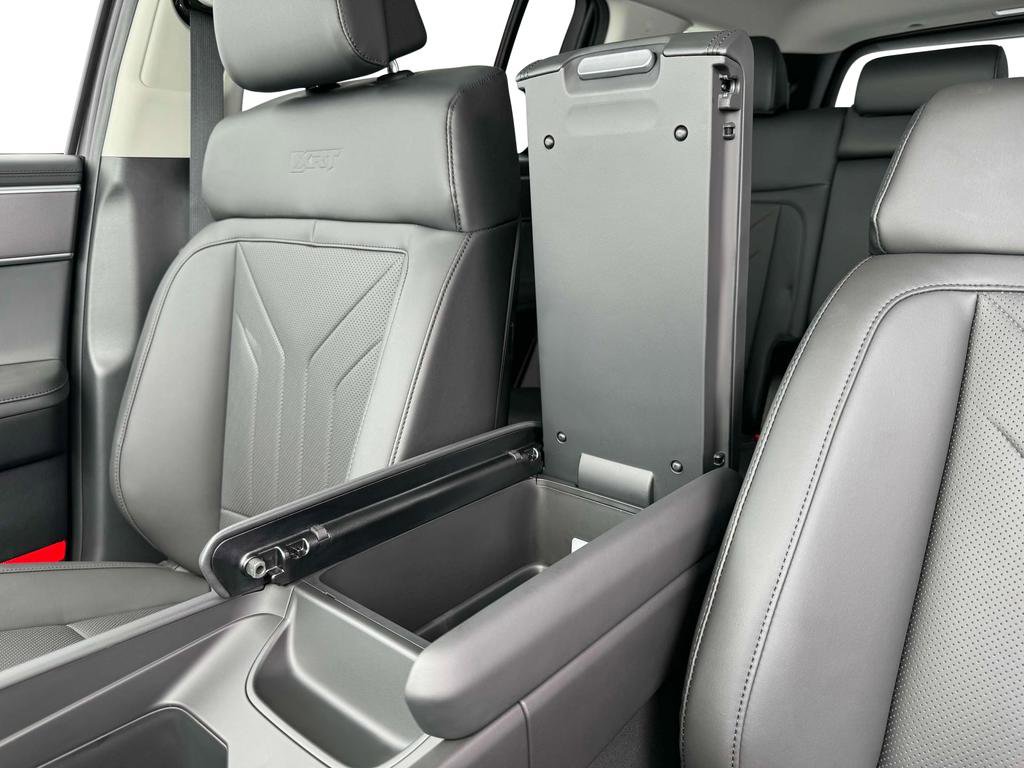 New 2025 Hyundai Santa Fe XRT image 19