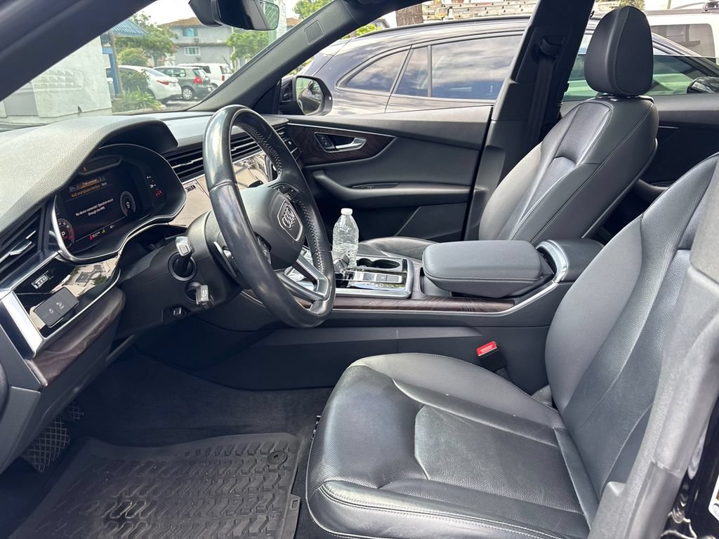 Used 2020 Audi Q8 Premium Plus w/ Premium Plus Package AWD/4WD image 7