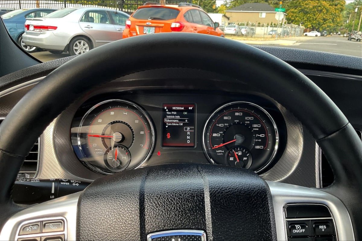 Used 2012 Dodge Charger R/T RWD image 13