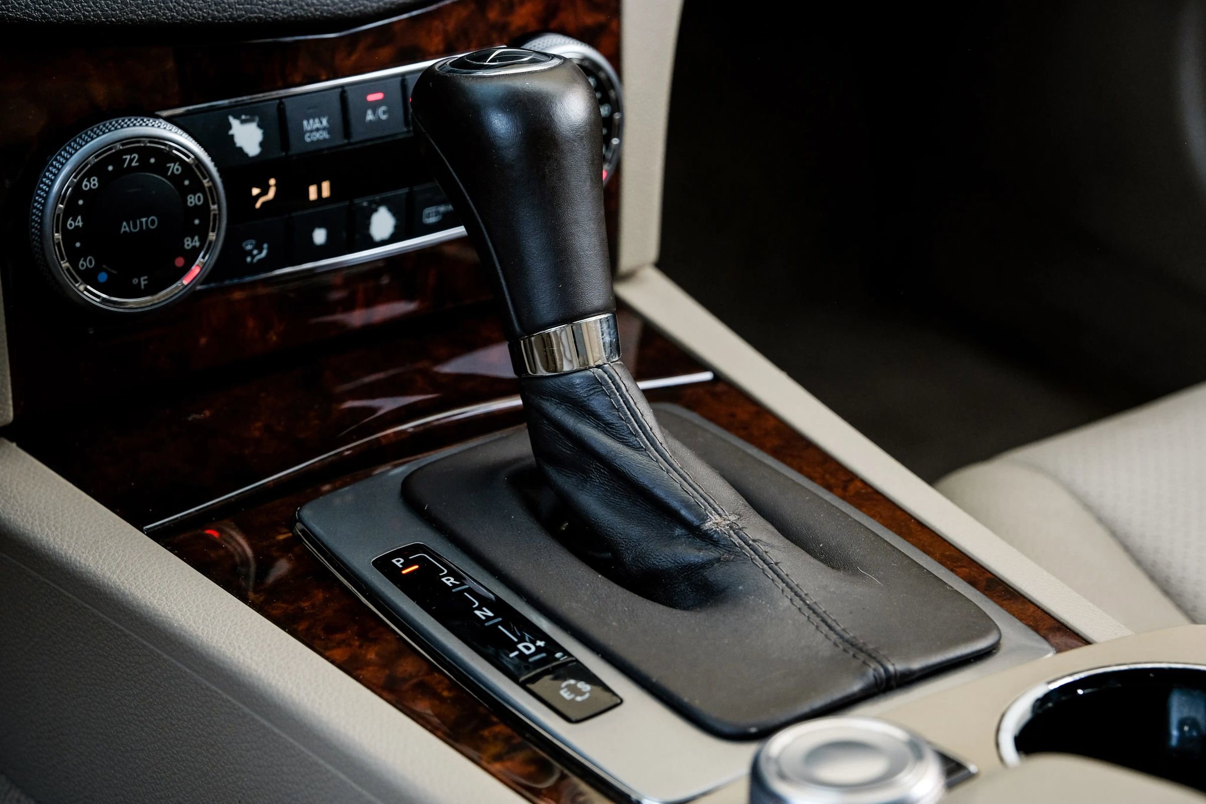 Used 2011 Mercedes-Benz C 300 C 300 Luxury Sedan 4D w/ Premium 1 Pkg image 26