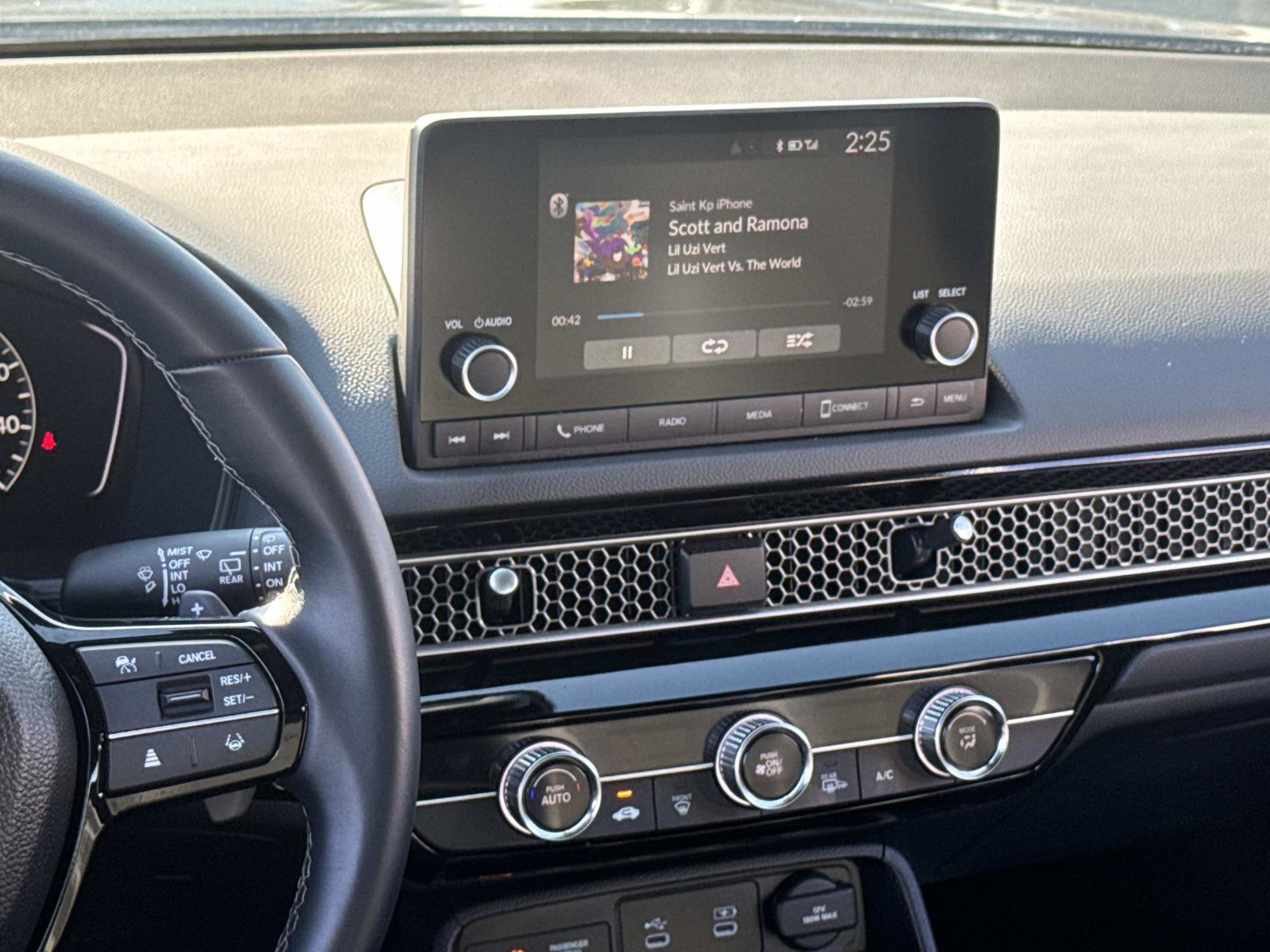 Used 2025 Honda Civic Sport image 3