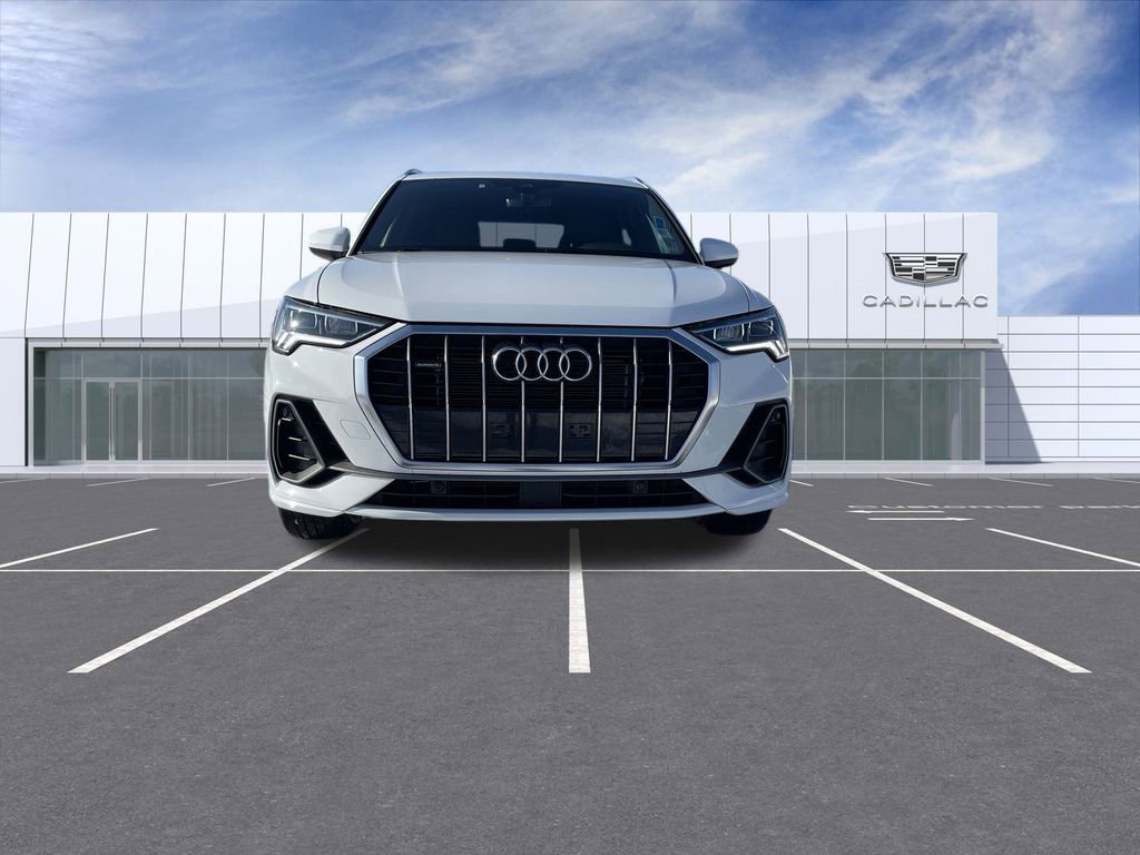 Used 2025 Audi Q3 2.0T Premium image 3