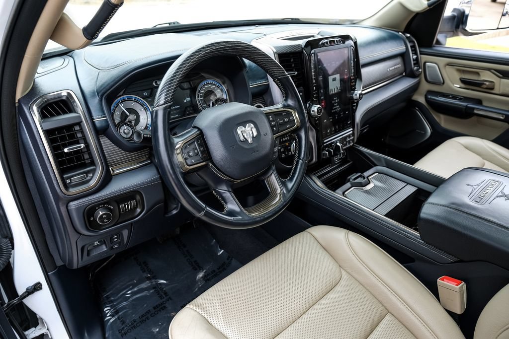 Used 2021 RAM 1500 Limited AWD/4WD image 2
