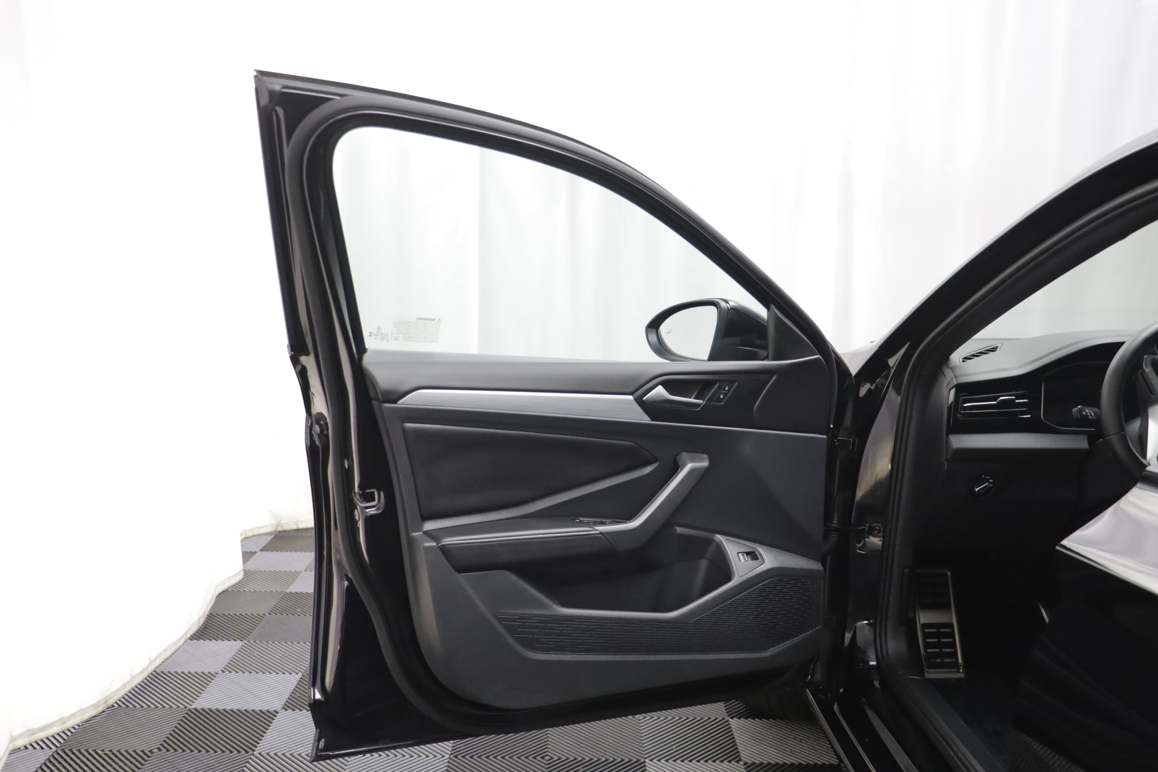Certified 2026 Volkswagen Jetta Sport FWD image 4