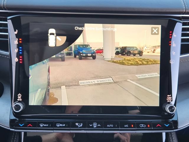 New 2026 Jeep Grand Wagoneer Limited AWD/4WD image 13