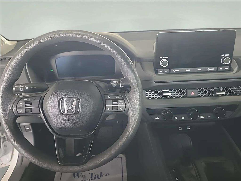 Used 2024 Honda Accord EX image 10