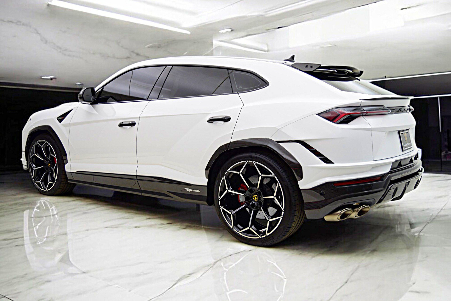 Used 2024 Lamborghini Urus Performante image 7