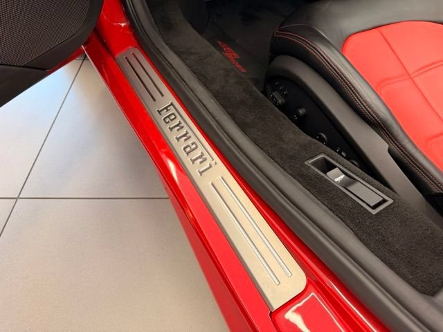 Used 2018 Ferrari 488 Spider RWD image 24