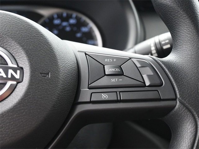 New 2025 Nissan Kicks Play S image 28