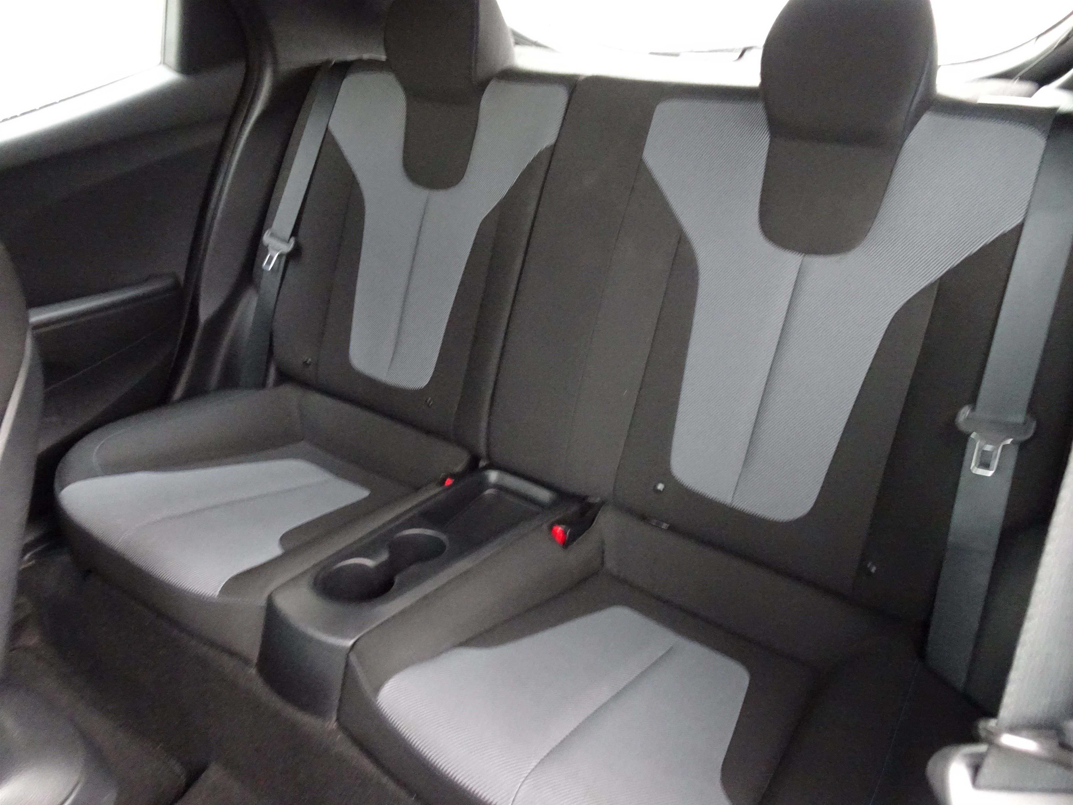 Used 2019 Hyundai Veloster 2.0 image 16