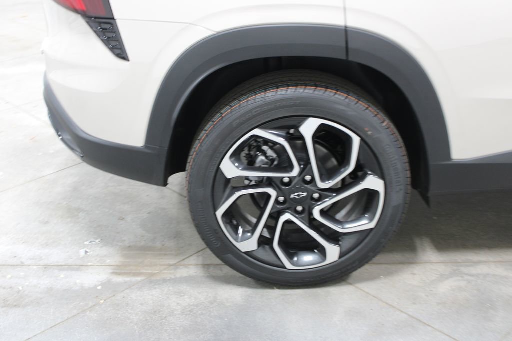 New 2026 Chevrolet Trax RS w/ Sunroof Package image 48