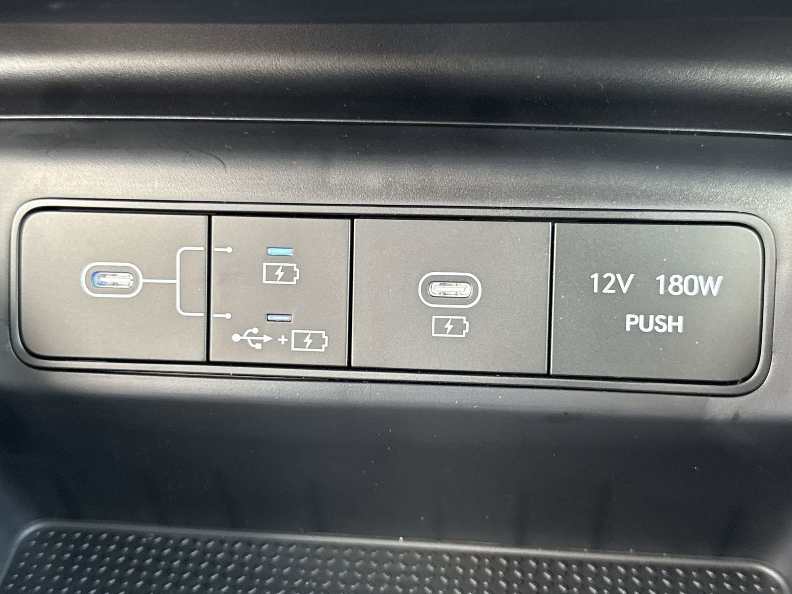 New 2026 Hyundai Tucson SE image 20