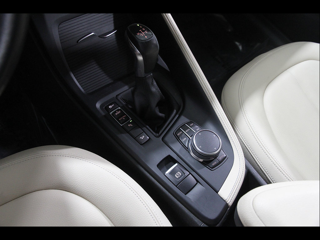 Used 2018 BMW X1 xDrive28i AWD/4WD image 15