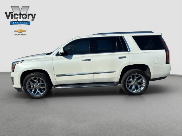 Certified 2020 Cadillac Escalade Luxury AWD/4WD image 4