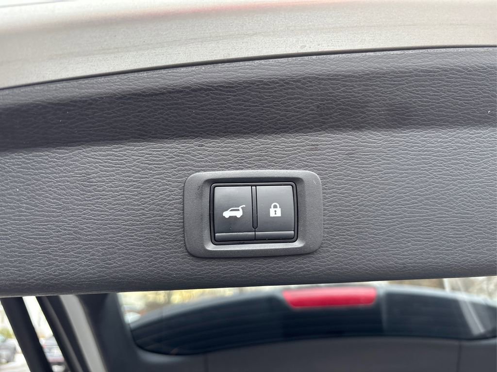 Used 2024 Mitsubishi Outlander SE image 14