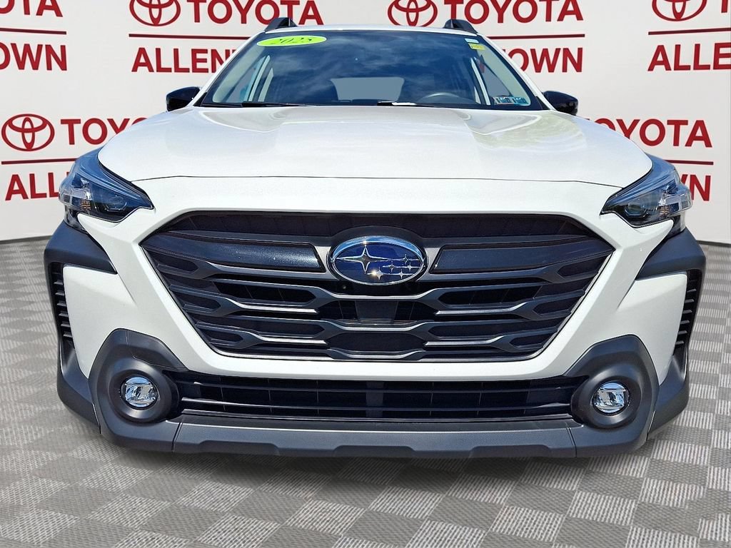 Used 2025 Subaru Outback Onyx Edition AWD/4WD image 2