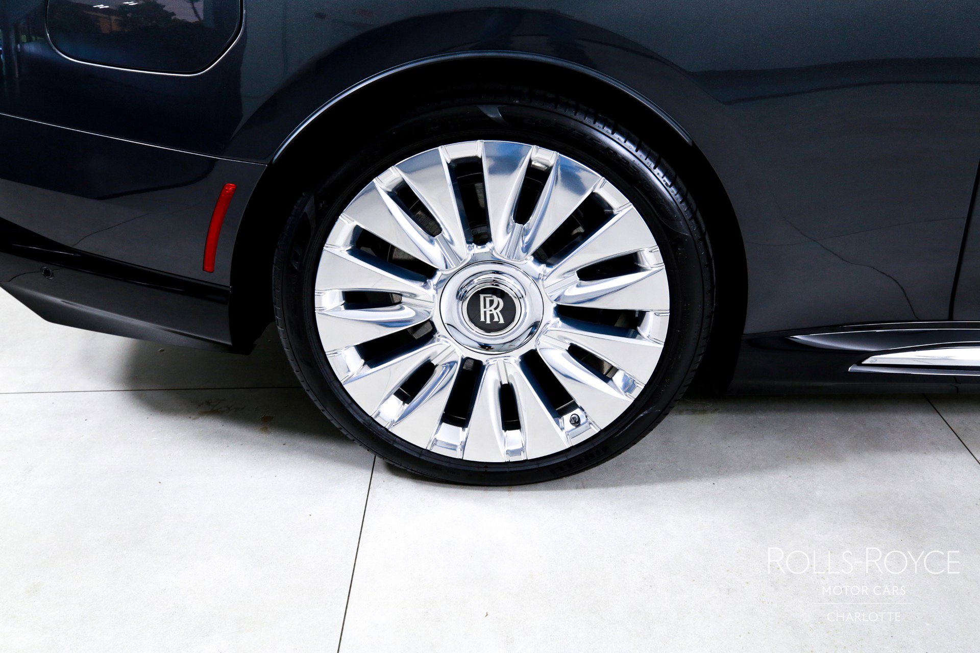 Certified 2025 Rolls-Royce Spectre w/ Spectre Launch Package image 33