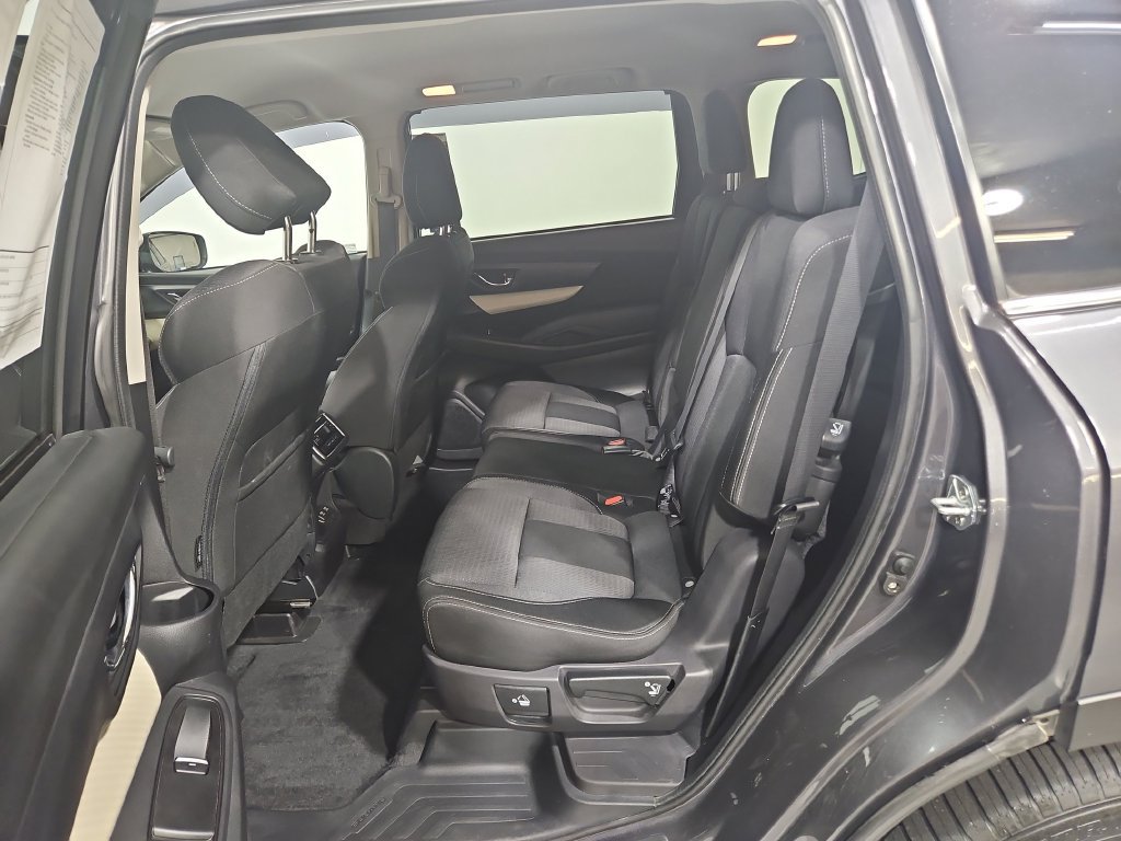 Used 2022 Subaru Ascent Premium w/ Convenience Package AWD/4WD image 24