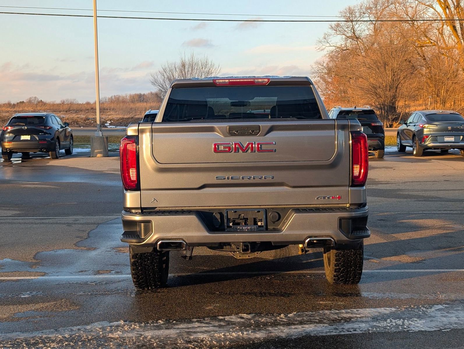 Used 2021 GMC Sierra 1500 AT4 image 5