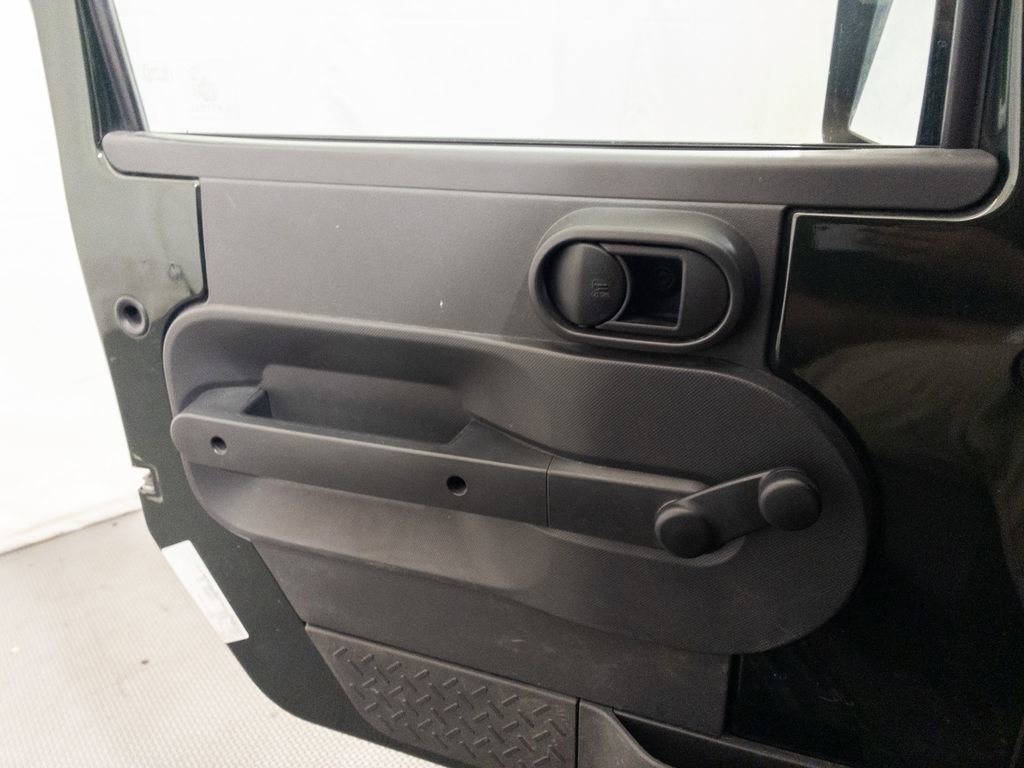 Used 2010 Jeep Wrangler Sport image 19