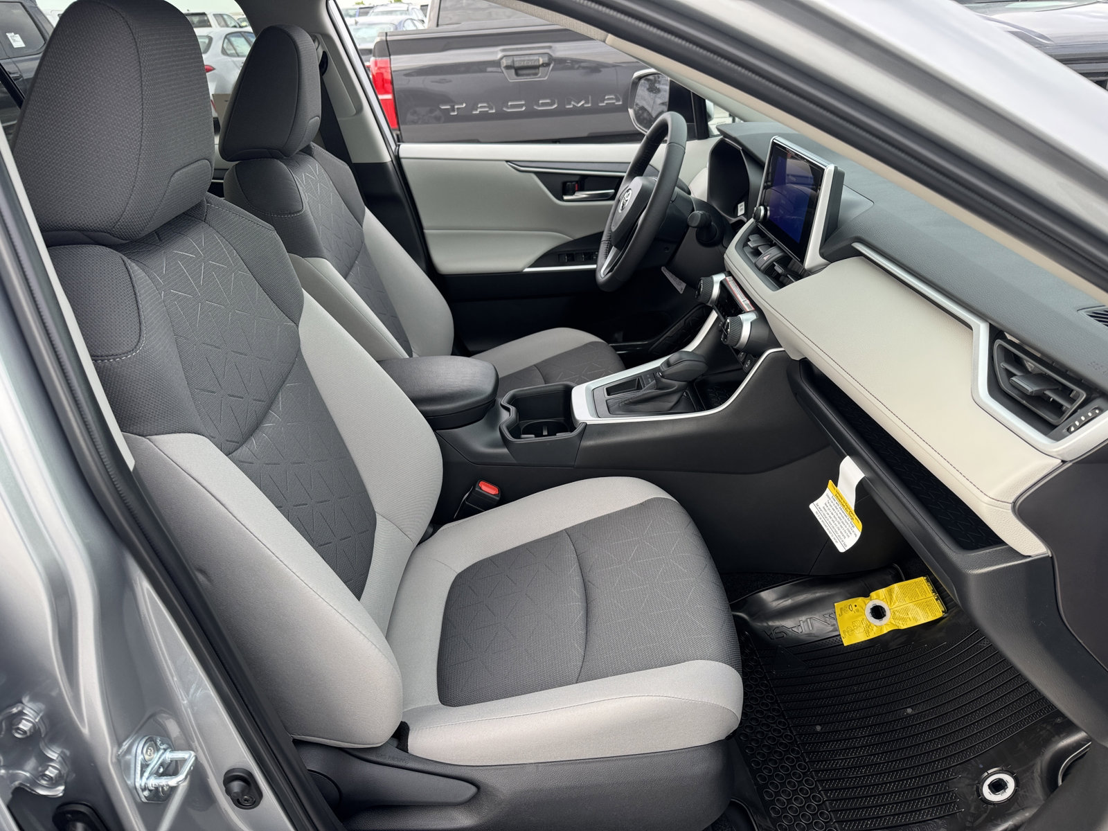 New 2025 Toyota RAV4 XLE image 8