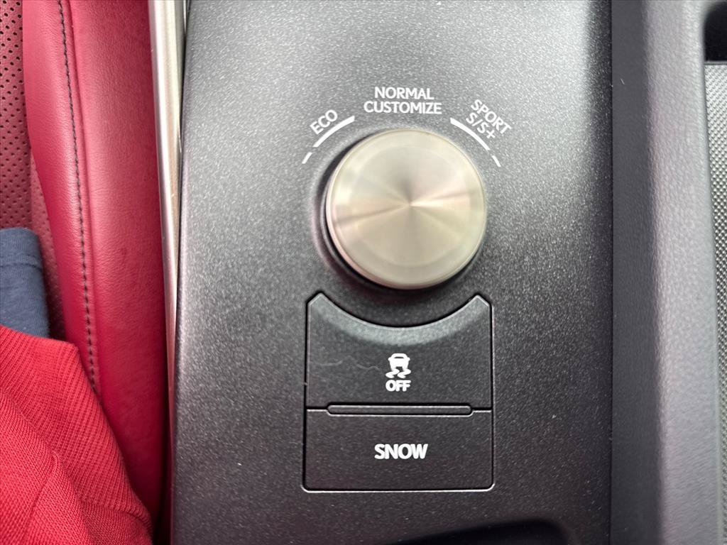 Used 2020 Lexus IS 350 F Sport w/ F Sport Package AWD/4WD image 13