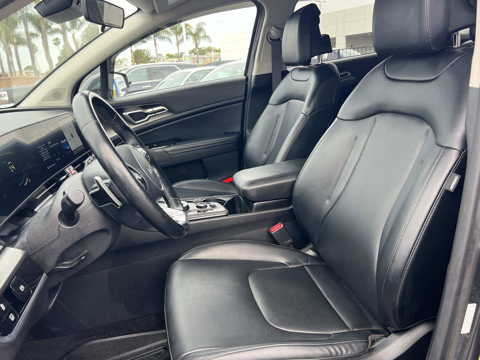 Used 2023 Kia Sportage EX image 21