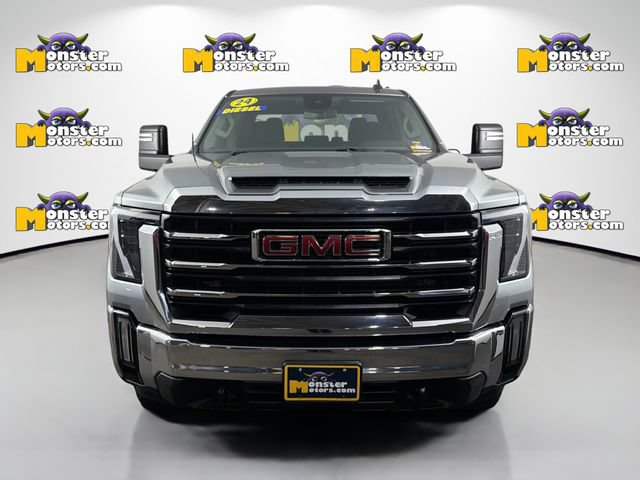 Used 2024 GMC Sierra 2500 SLE AWD/4WD image 2