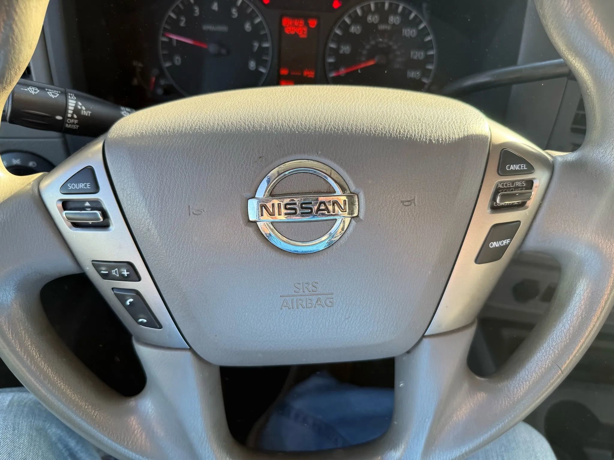 Used 2018 Nissan NV 2500 SV image 12