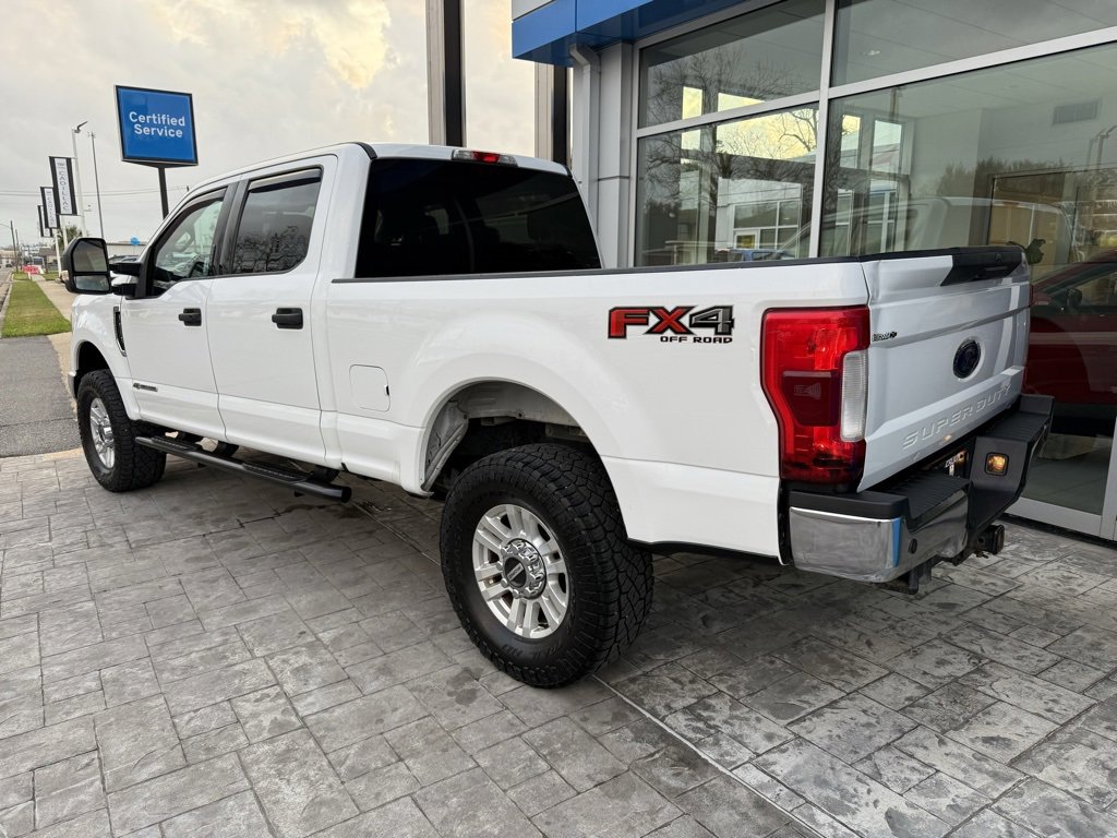 Used 2019 Ford F250 XLT w/ XLT Value Package image 2