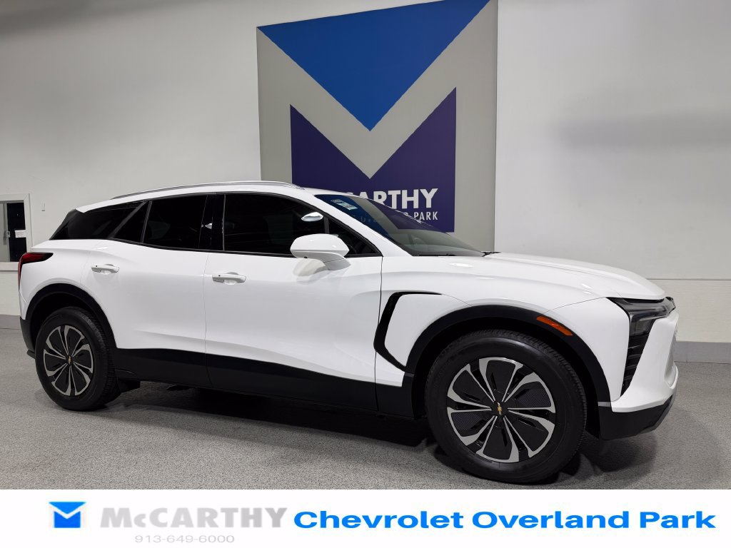 Used 2024 Chevrolet Blazer EV LT AWD/4WD image 3