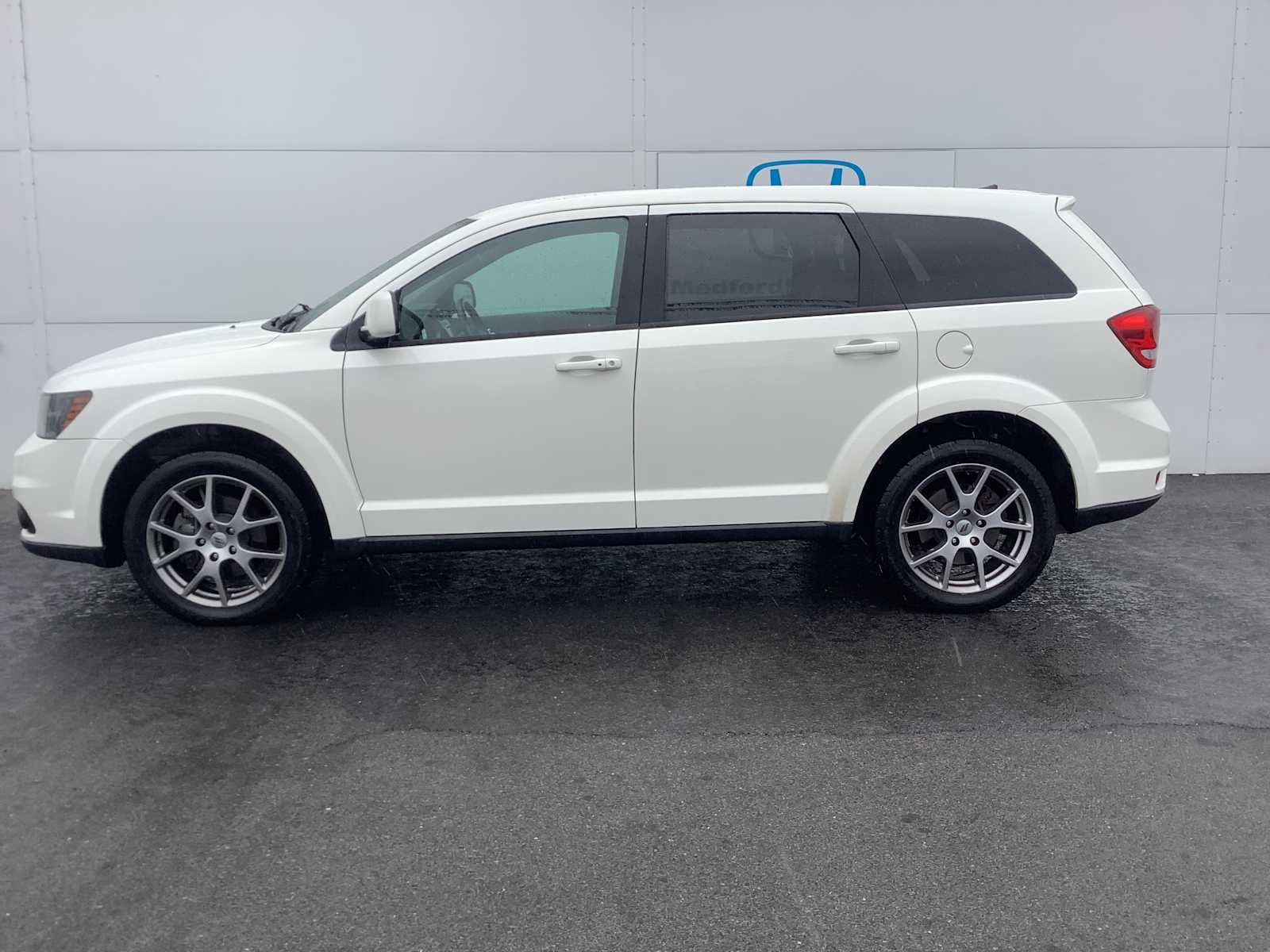 Used 2019 Dodge Journey GT AWD/4WD image 2