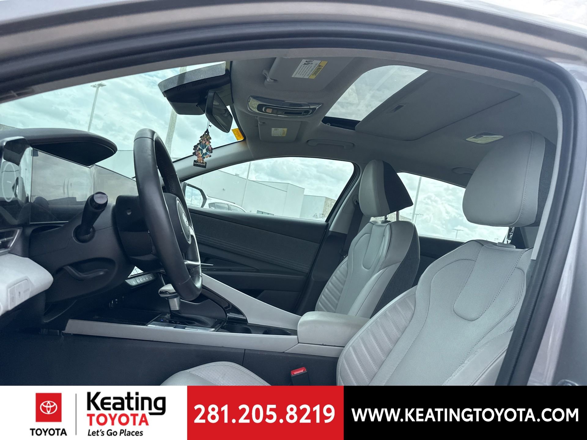 Used 2025 Hyundai Elantra Limited image 15