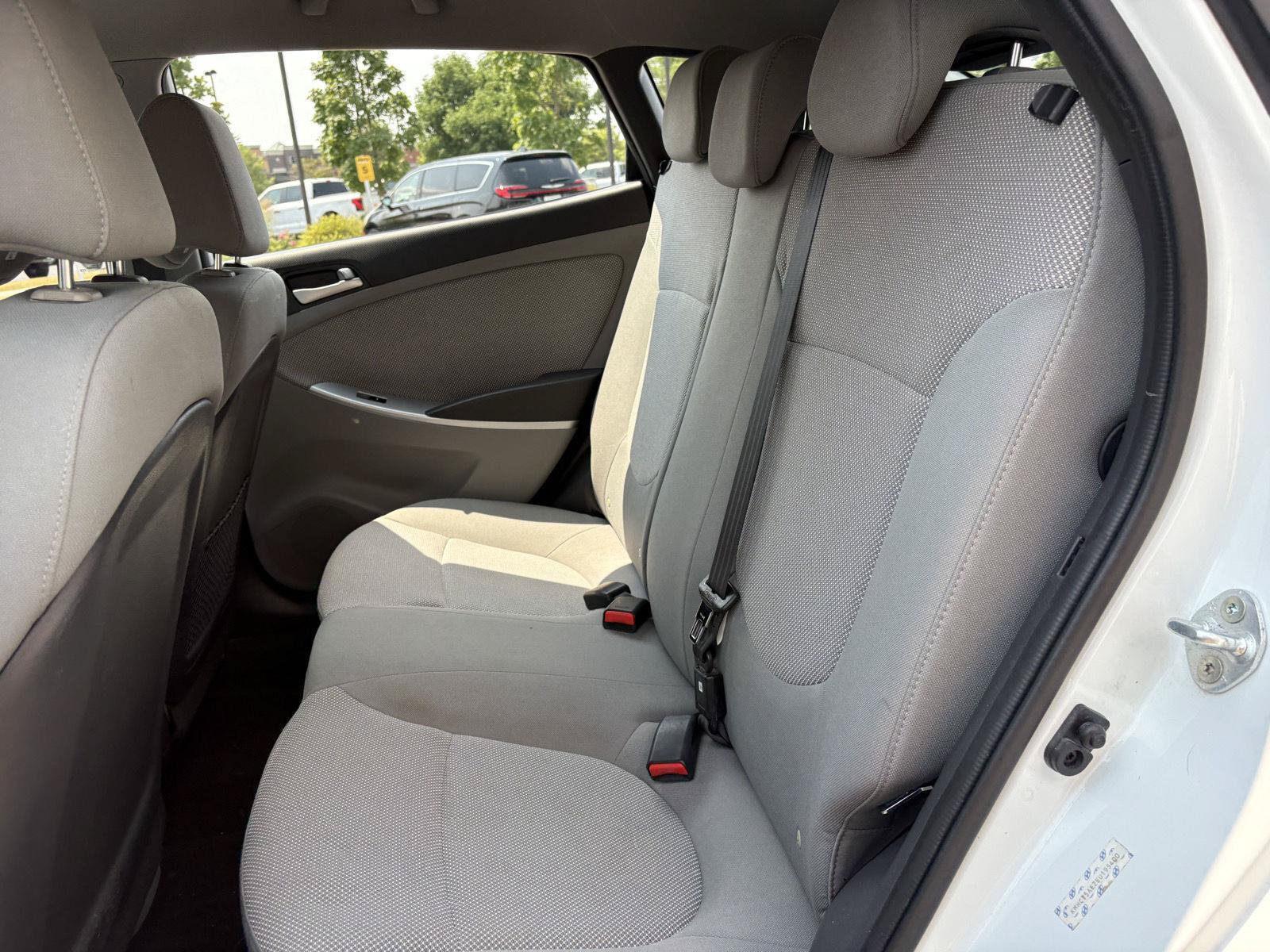 Used 2014 Hyundai Accent GS FWD image 19