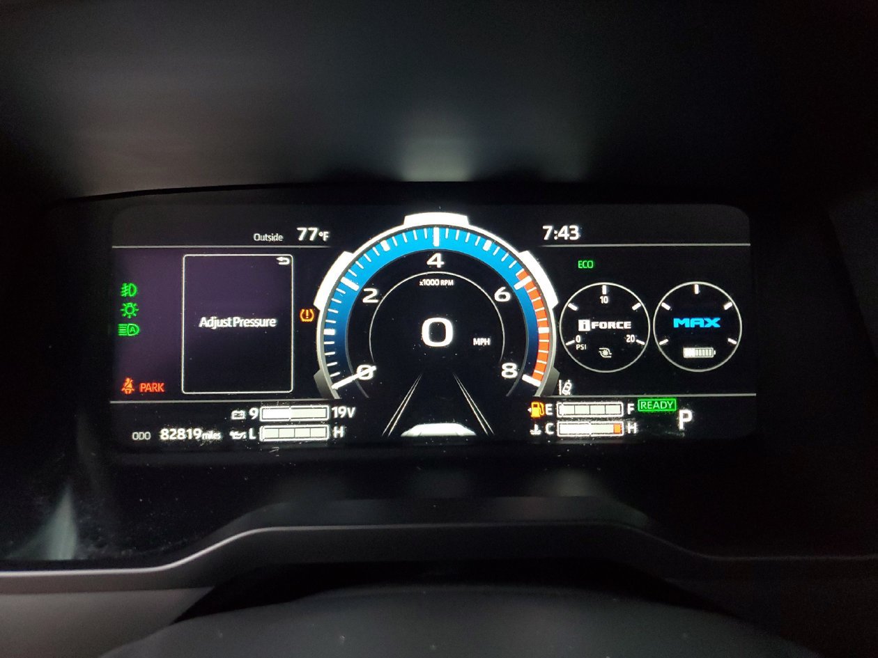 Used 2024 Toyota Sequoia Limited AWD/4WD image 31