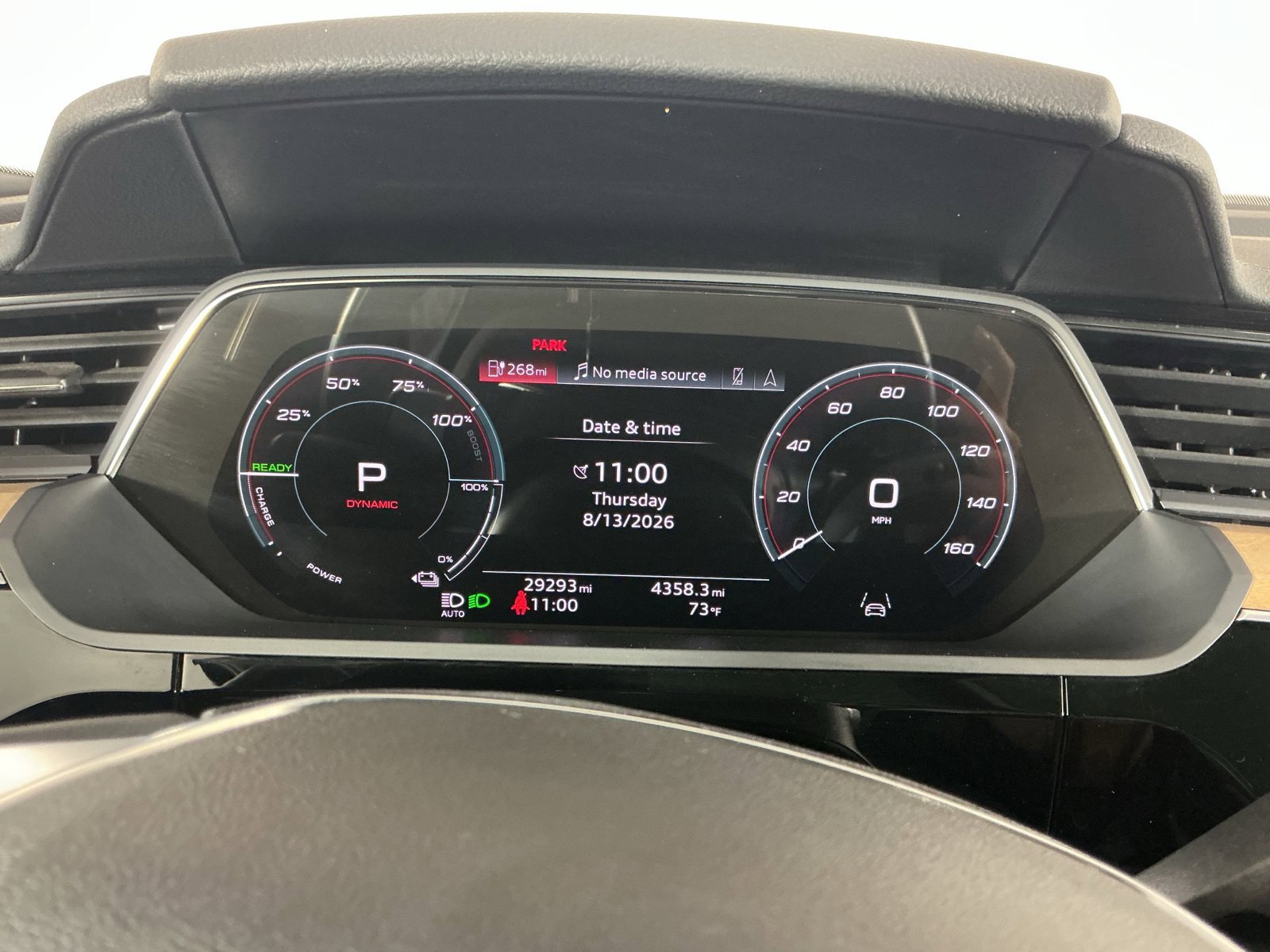 Used 2024 Audi Q8 e-tron Premium Plus w/ Premium Plus Package AWD/4WD image 21