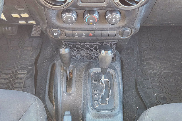 Used 2017 Jeep Wrangler Unlimited Sport AWD/4WD image 14