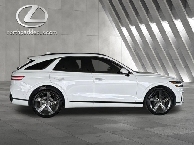 Used 2024 Genesis GV70 3.5T Sport w/ Sport Prestige Package AWD/4WD image 4